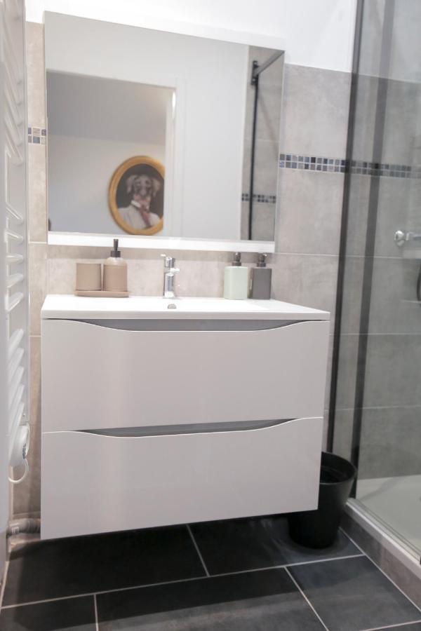 Le Classy, T3 Hypercentre Chic Et Cosy, Wifi Par Sovalfi Saint-Etienne  Exteriör bild